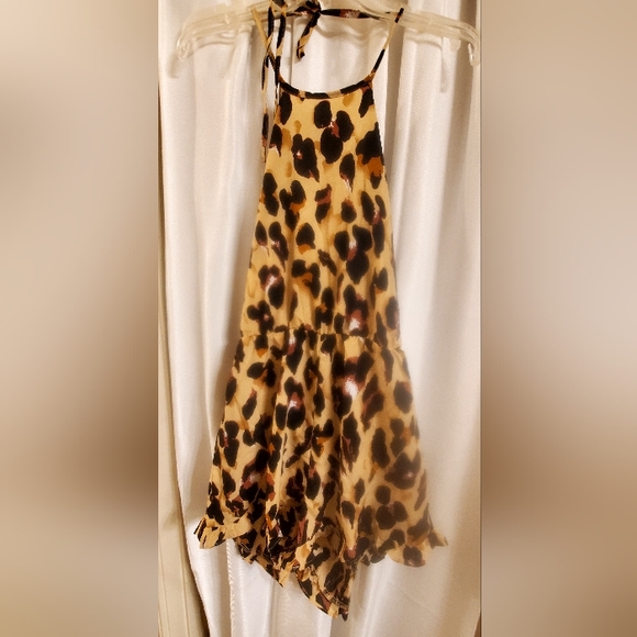 Women's Halter Sleeveless Short Jumpsuit Rompers Backless Playsuit - Picture 1 of 5